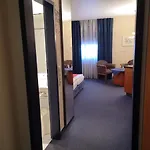 Main Eckert 3 ホテル