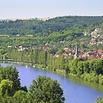 Main Eckert 3 Otel 3*