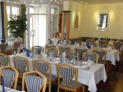 Hotell Main Eckert 3 3*